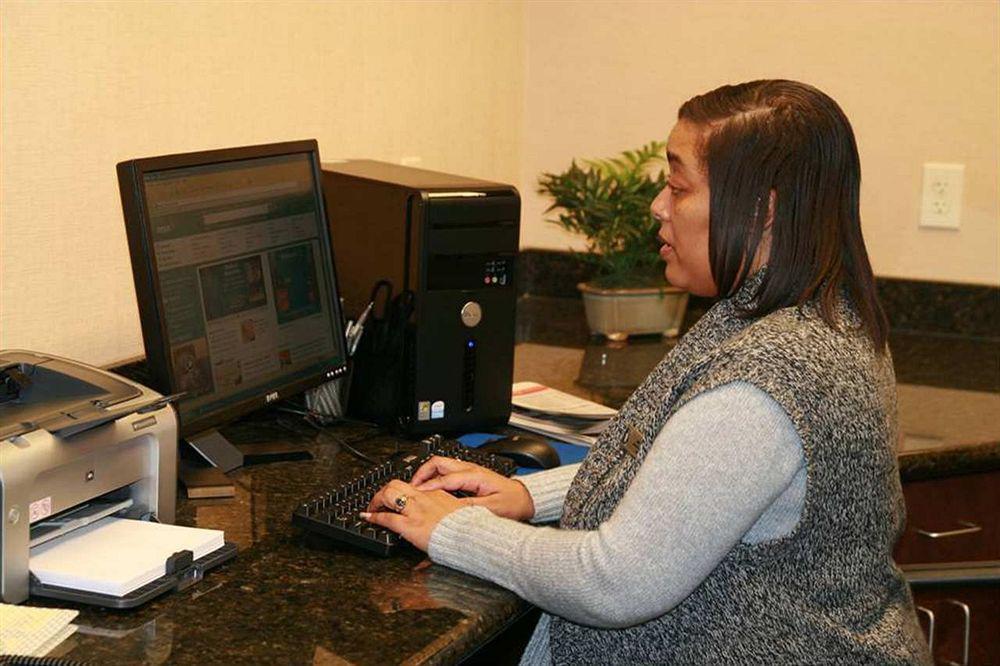 Hampton Inn Roanoke Rapids Facilities photo